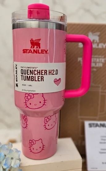 HELLO KITTY STANLEY TUMBLER 40OZ