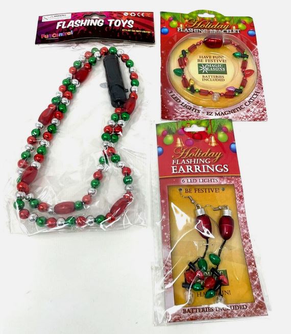 CHRISTMAS RECHAR NECKLACE W/LITE