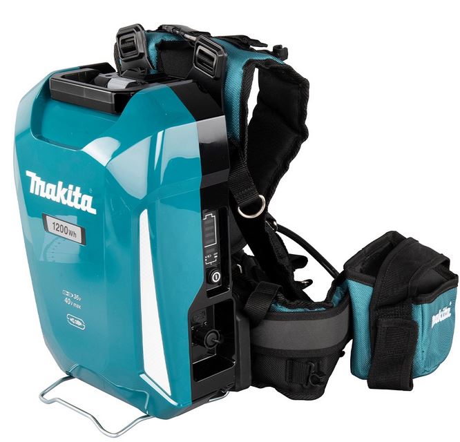 MAKITA PORTABLE POWER PACK 240V