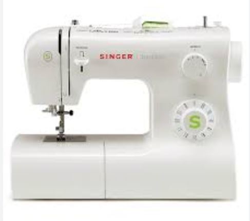 SINGER SEWING MACHINE