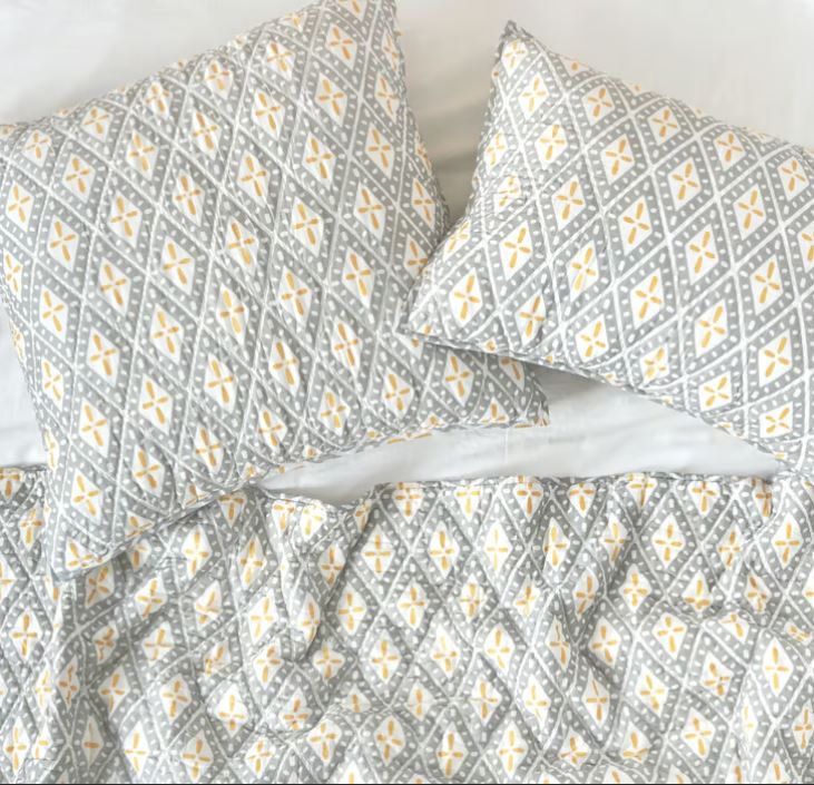 Liam Ochre Queen Quilt