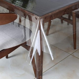 60X108 CLEAR TABLECLOTH PROTECTO