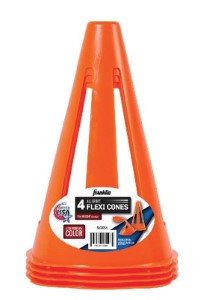 SOCCER CONES 9IN W/LABEL 4CT