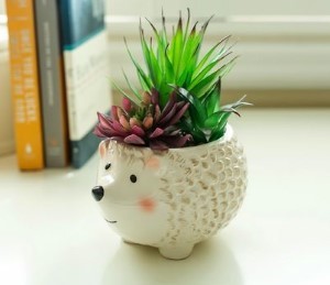 HEDGEHOG CERAMIC PLANTER BRN 6"