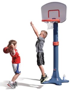 Step2 Shootin' Hoops Pro Basketball Set