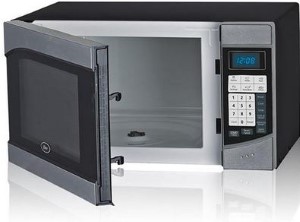 Oster Countertop Microwave In Black Stainless Steel  0.9 CF 900 Watt
