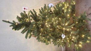 ROYAL PRE-LIT FIR CHIRSTMAS TREE  | 5FT